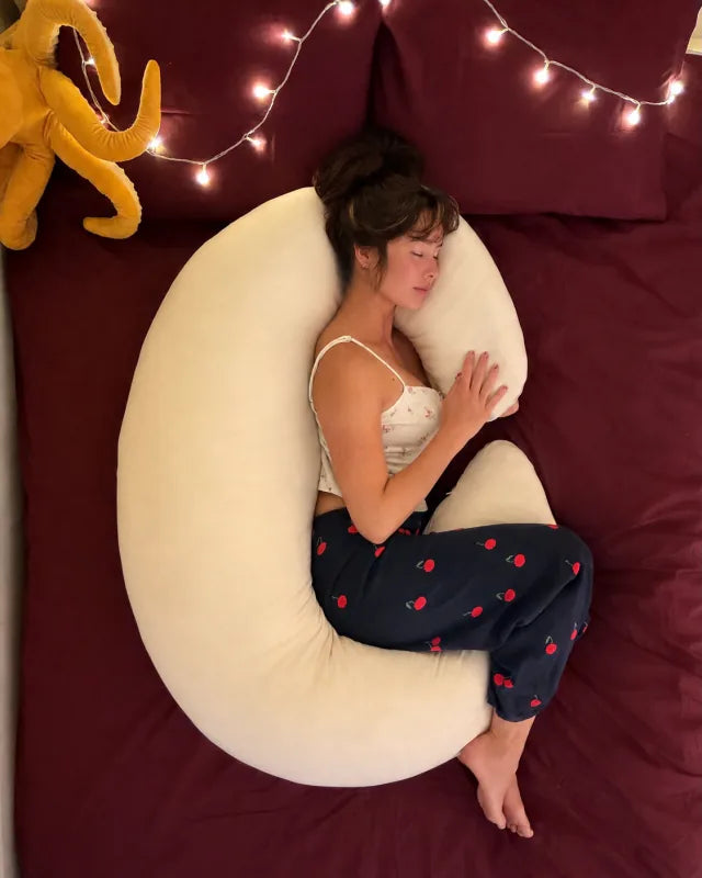 The Cooling Lyocell Crescent Pillow| Full-Body Support Pillow for Side Sleepers