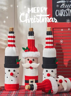 Niedliche gestrickte Weihnachts-Weinflaschenhüllen, 3er-Set (10 $ pro Stück) für die Tischdekoration