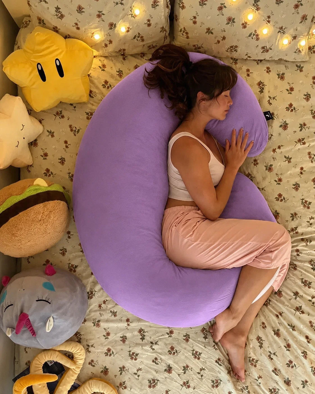 The Cooling Lyocell Crescent Pillow| Full-Body Support Pillow for Side Sleepers